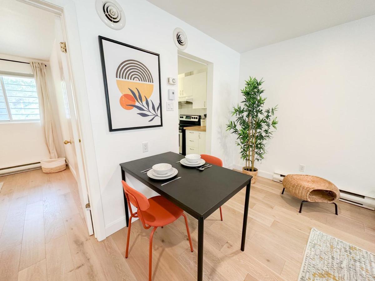 Cozy 1Bed In Downtown 3Min To Metro Free Parking Lejlighed Montréal Eksteriør billede